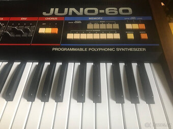 Roland Juno 60 s kufrem, vintage v dobrém stavu, GF-Studio n - 7