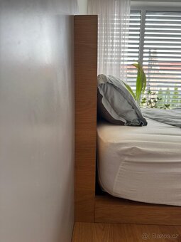 Postel z dubového masivu - 7