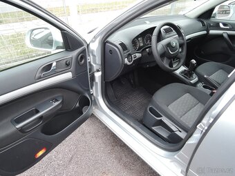 Škoda Octavia 1,6 TDi 4x4 Elegance 2012 - 7