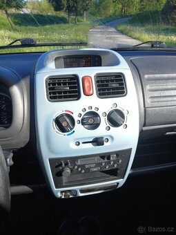 Opel Agila 1.2 16V - 7