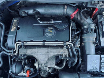 Veškeré náhradní díly Škoda Octavia 2 kombi 07 BKD JLU LF5K - 7