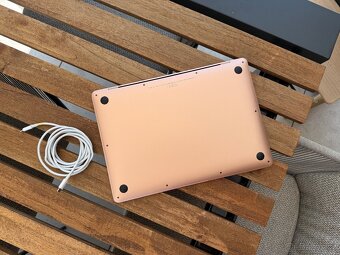 Apple Macbook Air 13, 512GB/8GB - 7