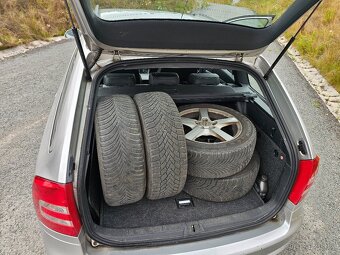 Skoda octavia 2 rs 2.0TFSI 147kw Origo stav - 7