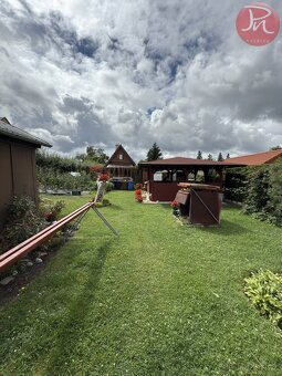 Prodej stavebního pozemku 914m² v Kostelci nad Černými lesy - 7