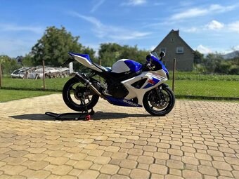 Suzuki gsxr1000 K8 - 7