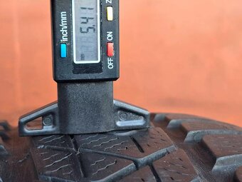 Zimní Pirelli 225/45/19 - 7