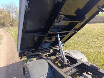 multicar m25 3straný sklápěč s uzávěrkou a redukcí - 7