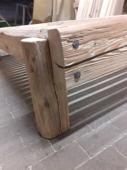 Postel kartáčované staré trámy - 7