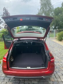 Mercedes Benz E200 - 7