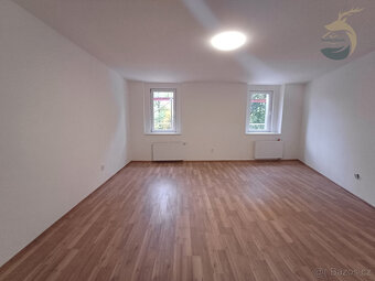 Velkorysý byt 1+1, 67 m², Stod – moderní bydlení kousek od P - 7