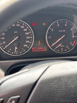 BMW E90 318 LCI - 7