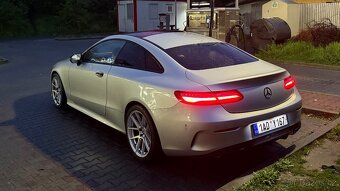 Mercedes Benz e-class AMG coupe - 7