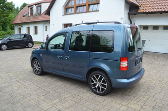 PRODÁM VW CADDY LIFE 2.0TDI 170PS DSG 2015 5-MÍST - 7