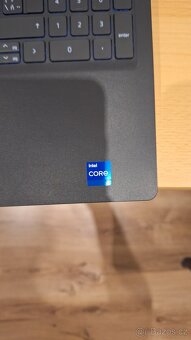 Dell Vostro 15 3530 - 7