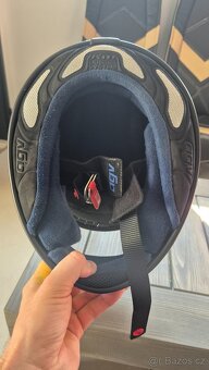 Helma AGV GP-PRO velikost L replika Valentino Rossi - 7