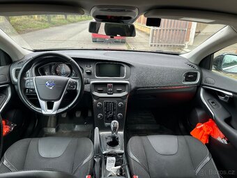 Prodám Volvo V40 D2 1.6 84KW - 7