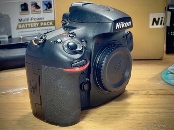 Nikon D800 – profesionální full-frame zrcadlovka, top stav - 7
