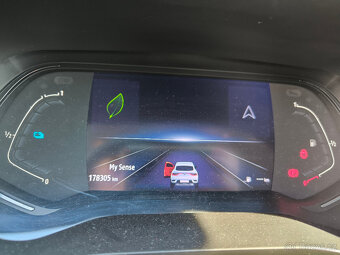 Renault Arkana e-Tech 1,6 - 7