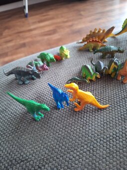 Dinosauří figurky - 7