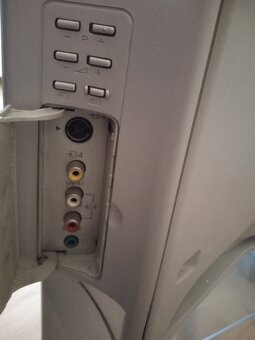 Sony WEGA Trinitron - 7