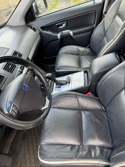 Volvo XC90 D5 AWD R-Design, Polestar (155kW) 7mist - 7