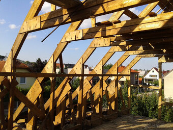 Krov, vazníky, šroubovaný krov - 7