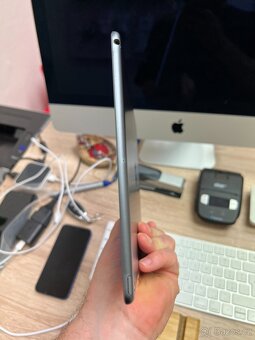 Apple iPad Air 2019 64GB Space Gray - 7