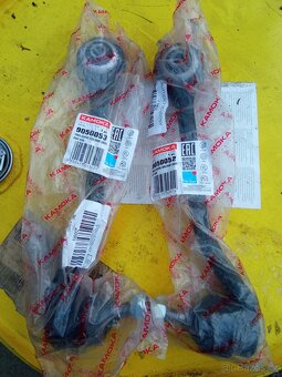 BMW X3 e83 3.0d 150kw čepy ramena - 7