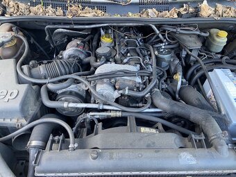 Jeep Grand Cherokee 2.7 - 7