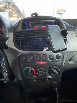 FIAT PUNTO ELX 1.2 8V benzín 2001 - 7