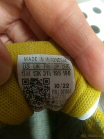 Botasky ADIDAS Mickey Mause vel.31,5 - 7