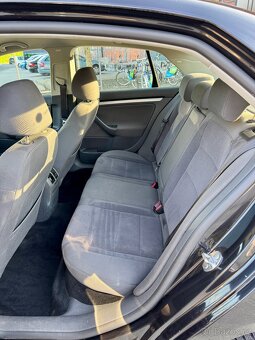 VOLKSWAGEN JETTA 1,9 TDI 77 KW BEZ DPF PRAVIDELNÝ SERVIS - 7