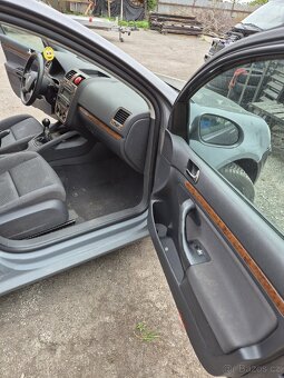 VW Golf 1.4 - 7
