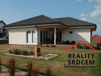 Prodej stavebního pozemku 4758 m2 v centru obce Doubrava - 7