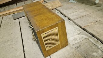 Elektronkové rádio Tesla Teslaton 536A - 7