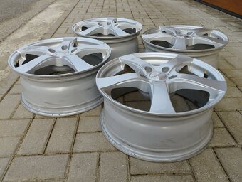 Alu kola Dezent TU silver R17 5x112 7Jx17 - 7