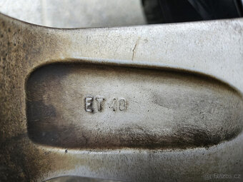 Original alu kola VW 5x100 R16, včetně zimní pneu - 7