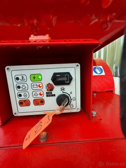 Drtička.Drtič suti betonu Red Rhino - 7