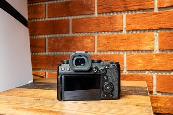 Lumix S5IIX + SmallRig “Black Mamba” - 7