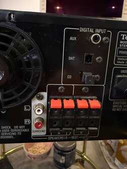 Zesilovač Technics - 7