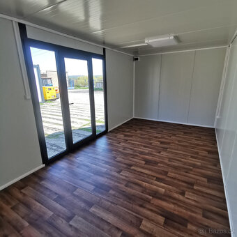 Obytný kontejner PMP Y 3x6 m s franc. dveřmi - 7