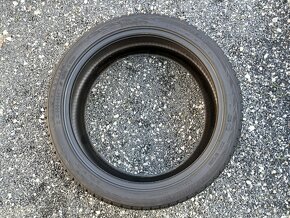 2ks zimní pneu Nokian 255/40/21 vzorek 8mm - 7