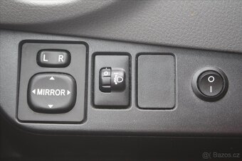 Toyota Yaris 1.0VVT-i SERVIS. KN. KLIMA ČR (2017) - 7