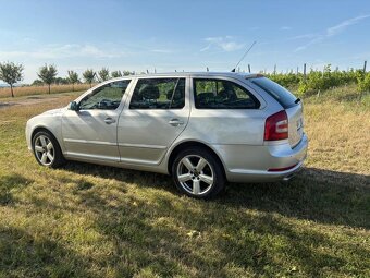 Škoda Octavia RS 2,0TDI 125KW - 7