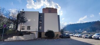 Pronájem bytu 1+1 se dvěmi lodžiemi, 50m2 - 7