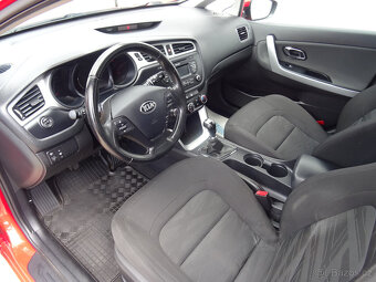 Kia Ceed 1.6GDi,99kW,1majČR,S.kniha,64tkm,ESP,klima - 7