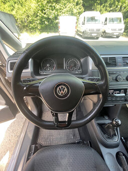 VW CADDY MAXI 2.0 TDI Trendline ČR, 1. majitel, 7 míst - 7