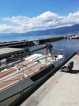 Bavaria 808 - 7