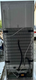 Lednice s mrazákem Electrolux ERB 29233 W - 7