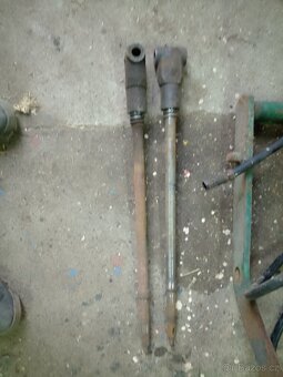 kola za sečky, tyče řízení Zetor 5511 - 7